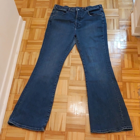 Pilcro high waist flare jeans size 32 - Picture 1 of 10